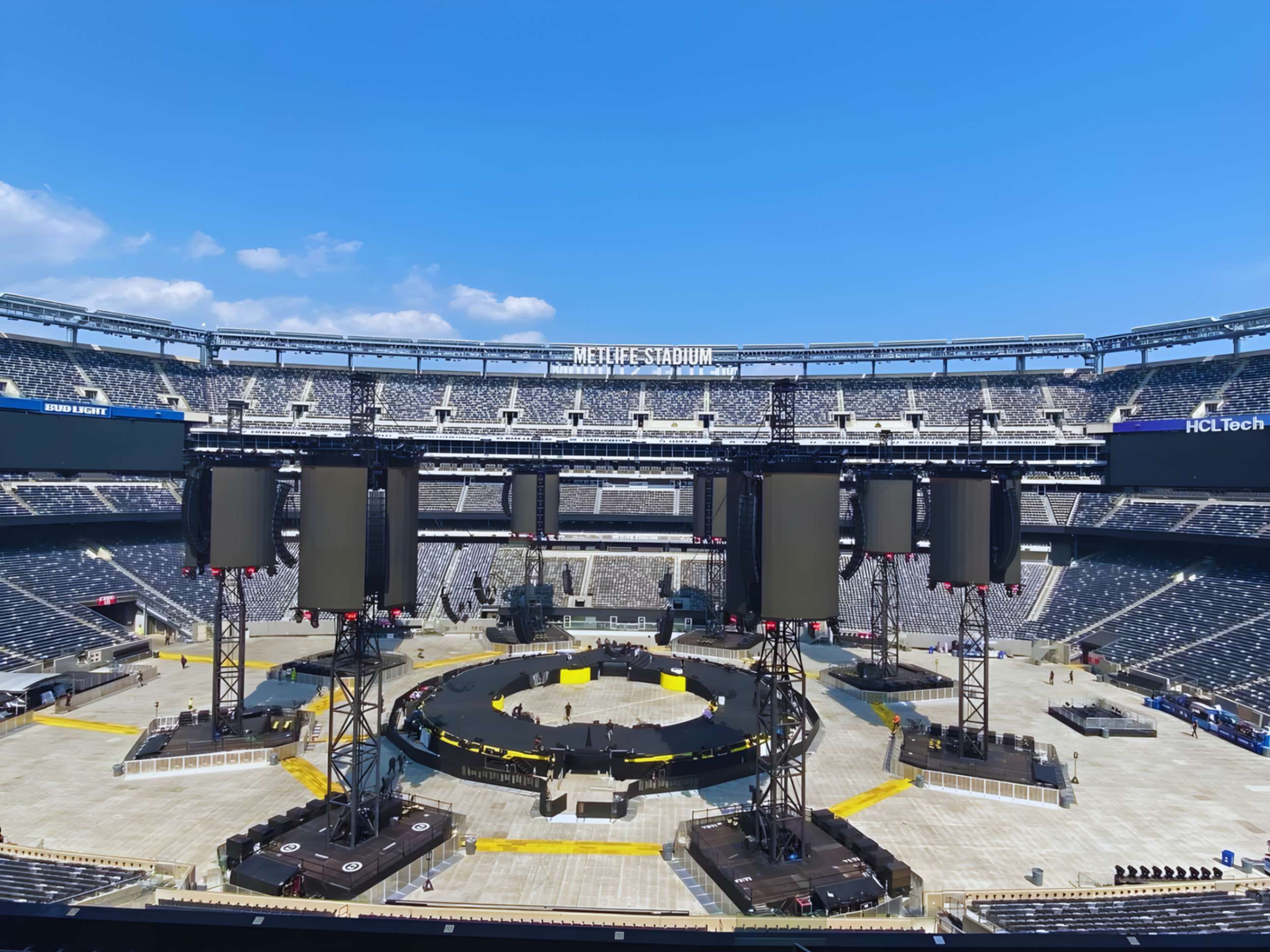 MetLife Stadium in East Rutherford, NJ, hosting Kendrick Lamar and SZA's live concert on May 8, 2025, a must-attend event for music fans.